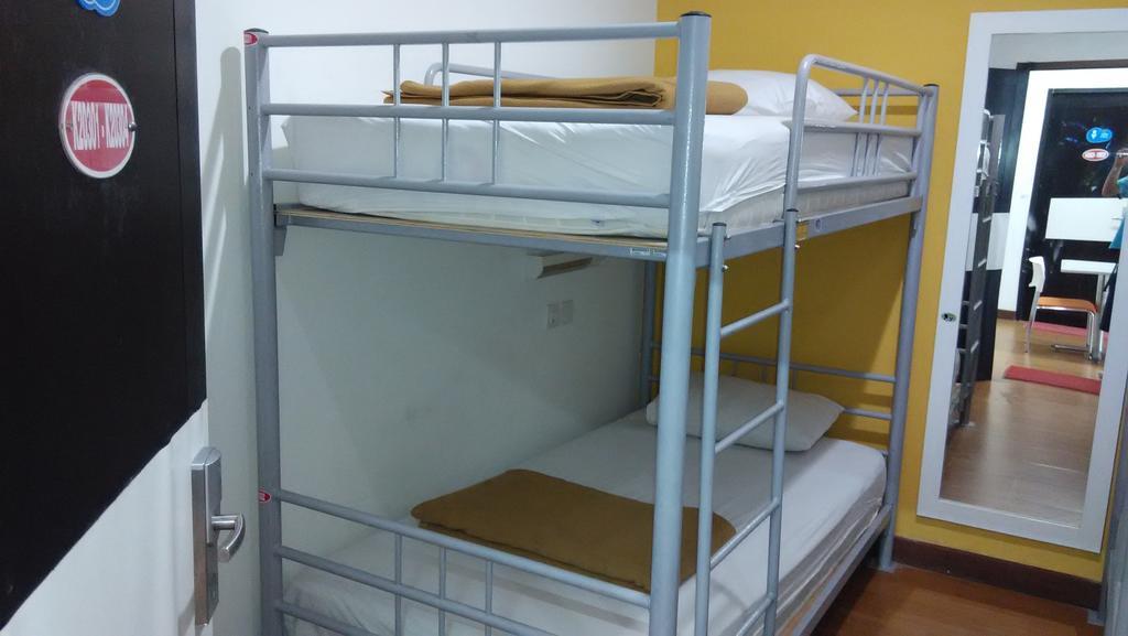 Cx Hostel Kuta Raya Экстерьер фото