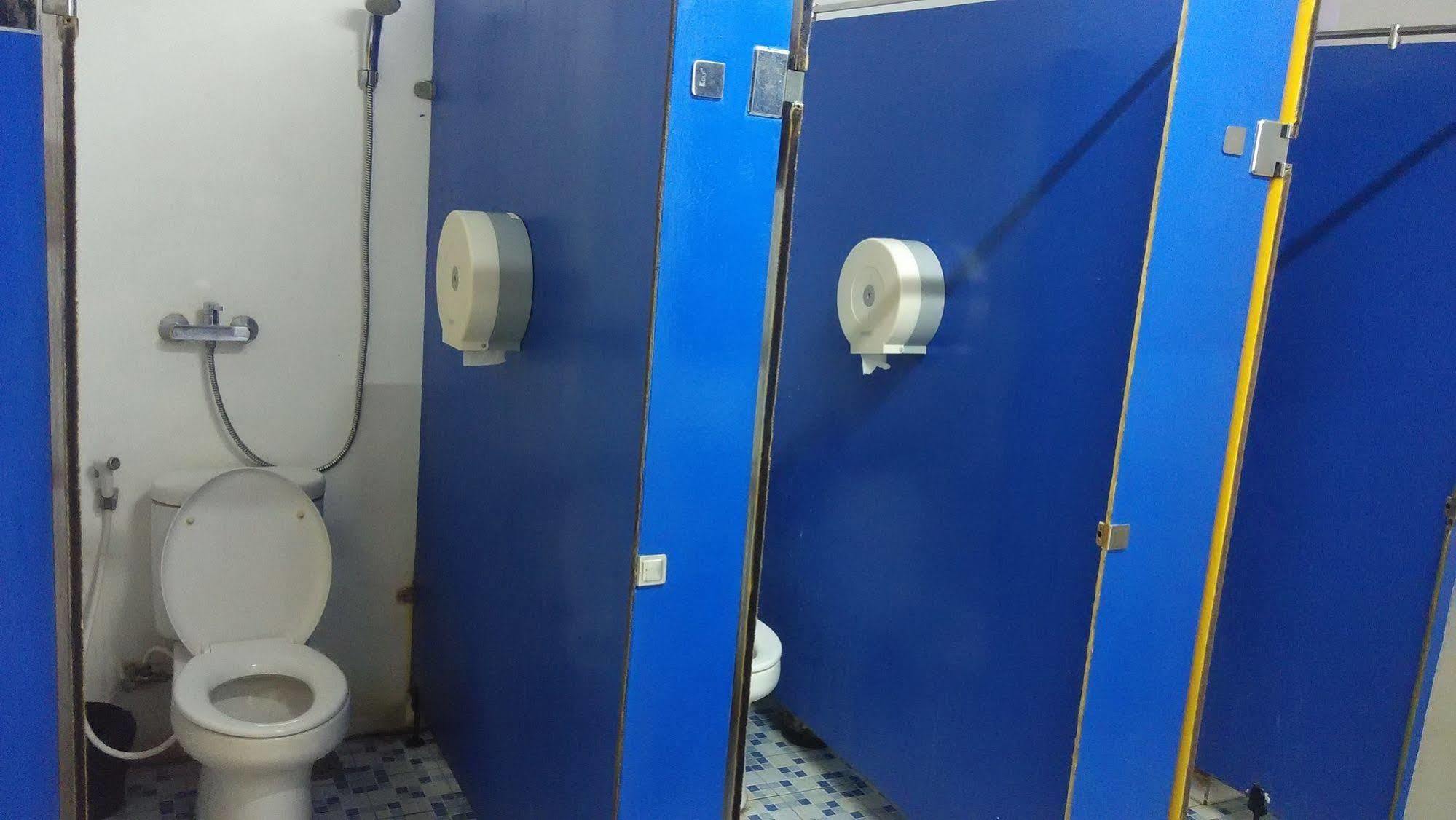 Cx Hostel Kuta Raya Экстерьер фото